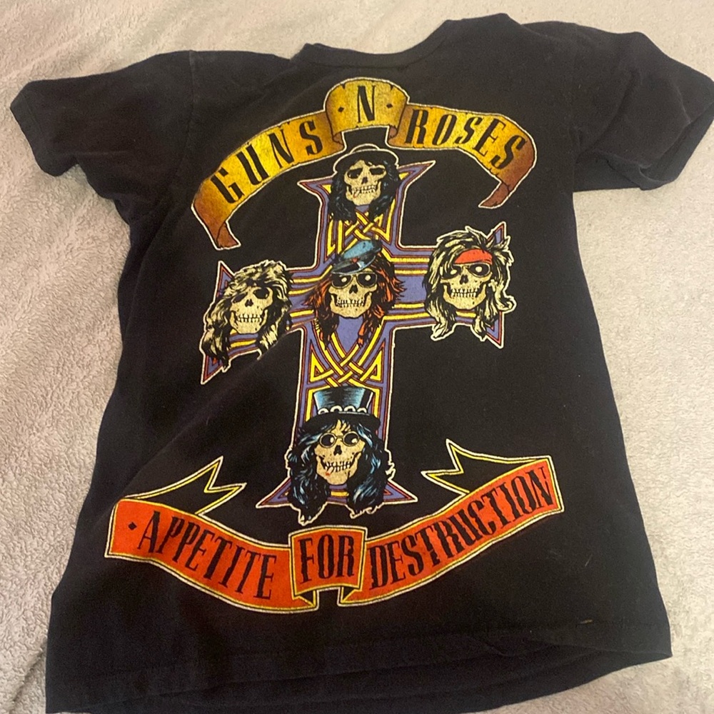 Guns N’ roses tee shirt